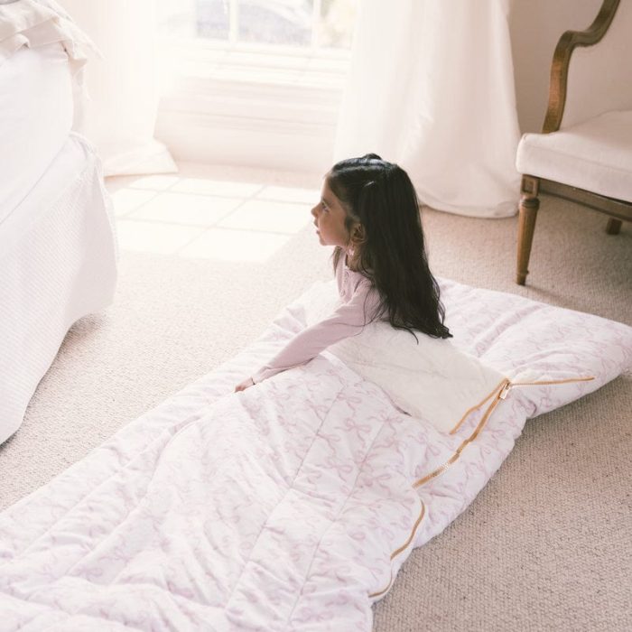PrettyPinkBowsSleepingBag3.jpg